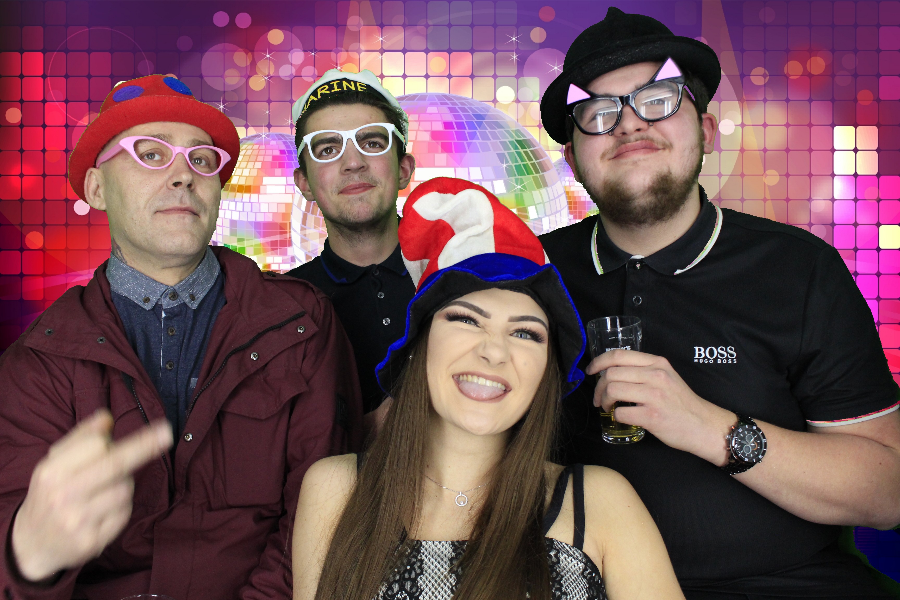 Vestey Party | View more photos from the event at gallery.myphotoboothexperience.co.uk/u/MyPhotoBoothExperienceLtd/Vestey-Party